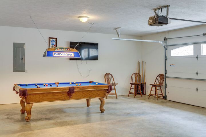 Lakefront Horseshoe Bend Home w / Boat Dock!