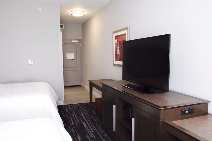 Hampton Inn & Suites Des Moines / Urbandale
