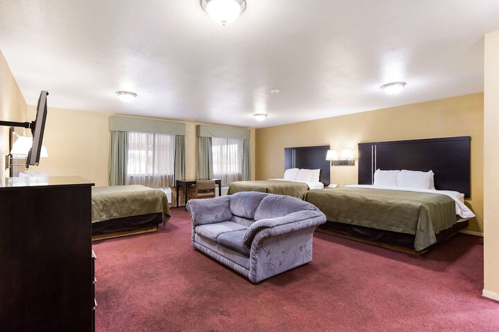 Room 45 of 61