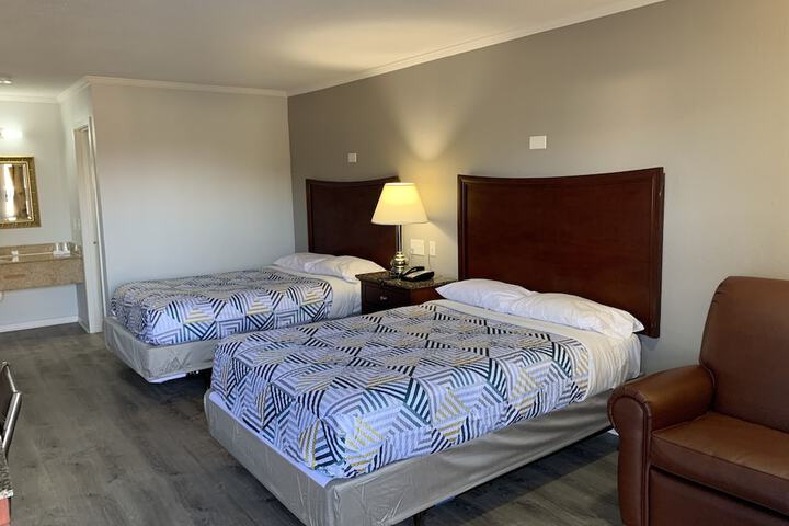 Room 15 of 21