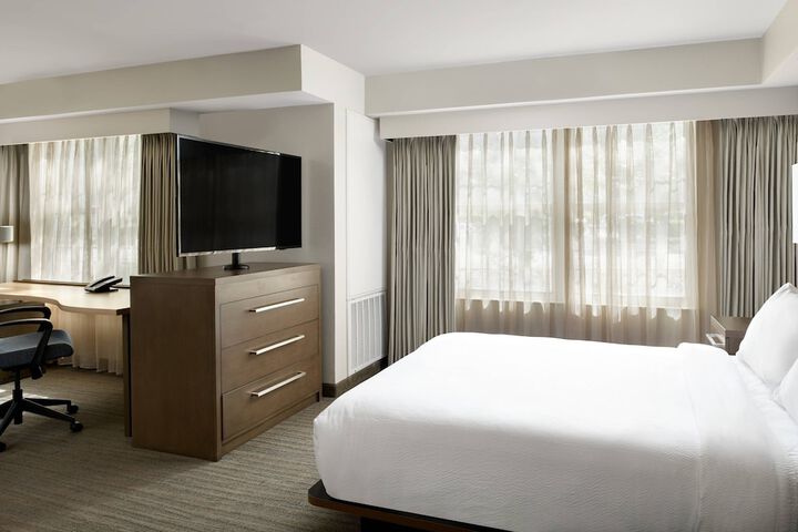 Room 38 of 73