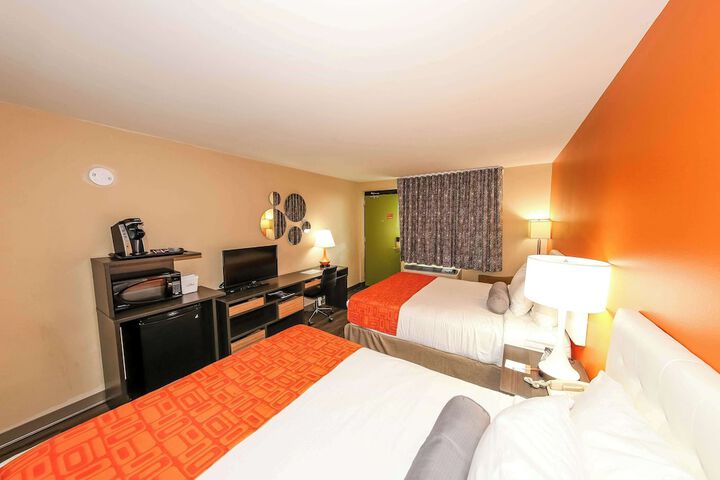 Room 35 of 58