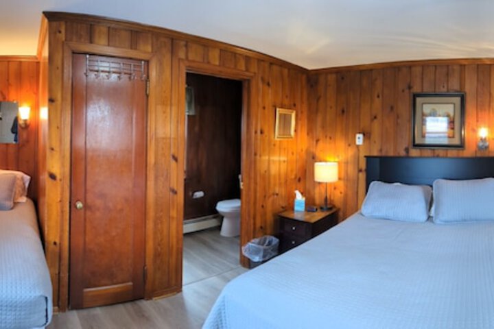 Room 90 of 140