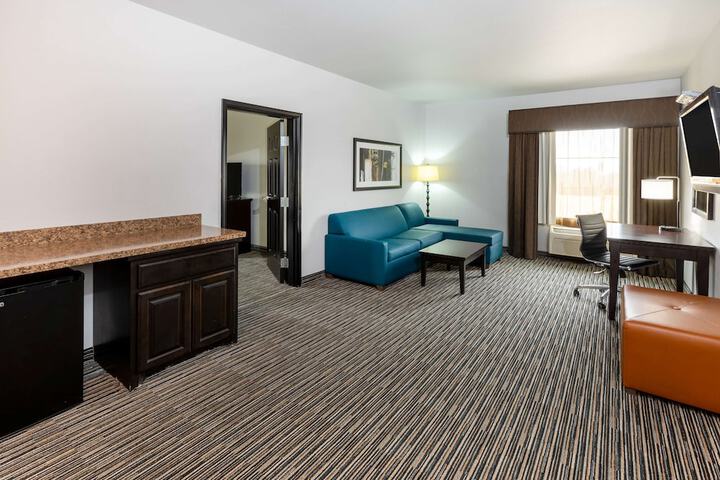 Room 12 of 43