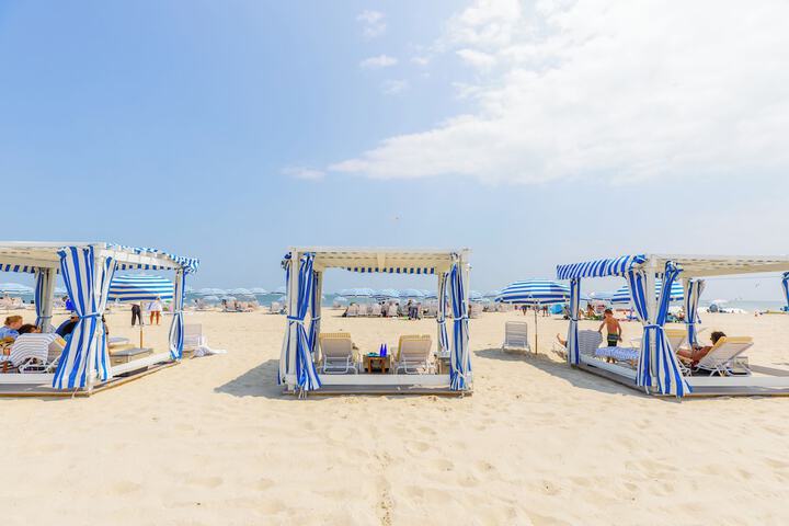 La Mer Beachfront Resort