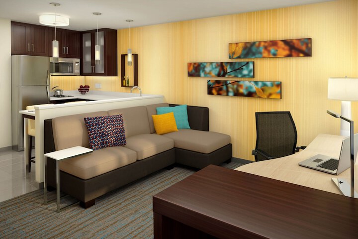 Room 11 of 39