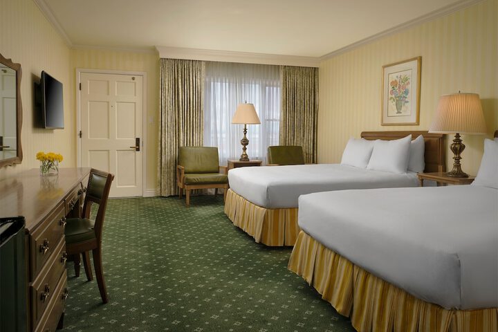 Room 28 of 51
