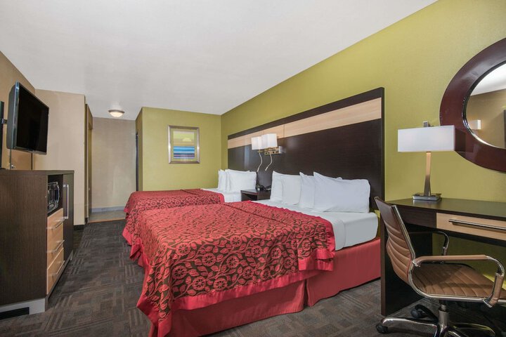 Room 38 of 61