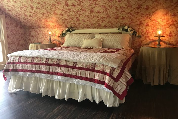 Room 15 of 66
