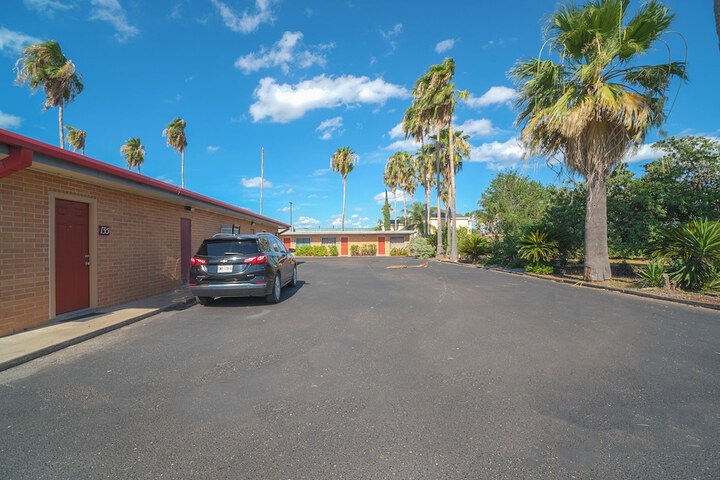 Vali Ho Motel by OYO Weslaco Mercedes
