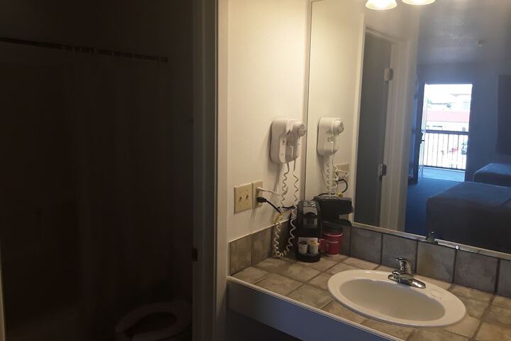 Room 18 of 19