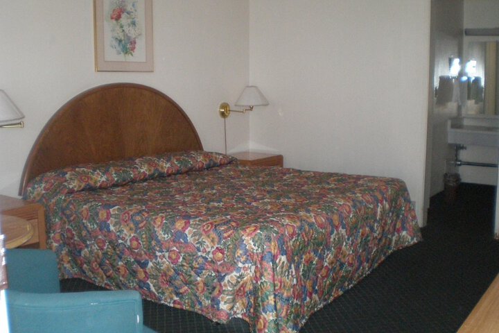 Room 59 of 80