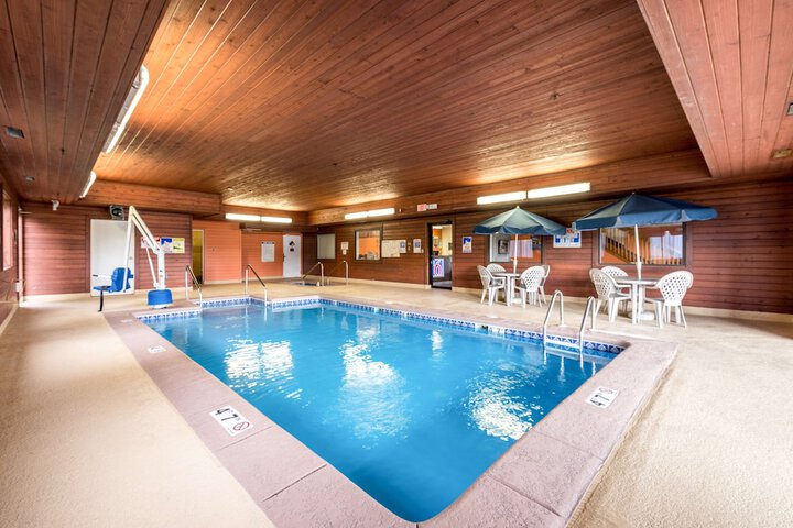 Pool 8 of 42