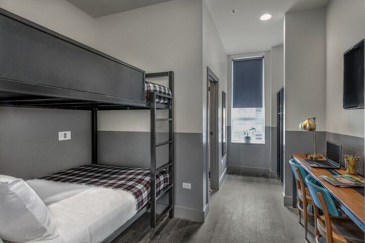 Room 21 of 54