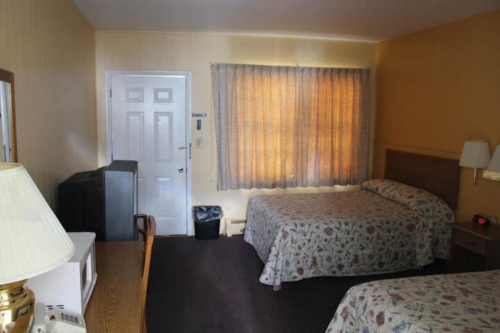 Room 8 of 22