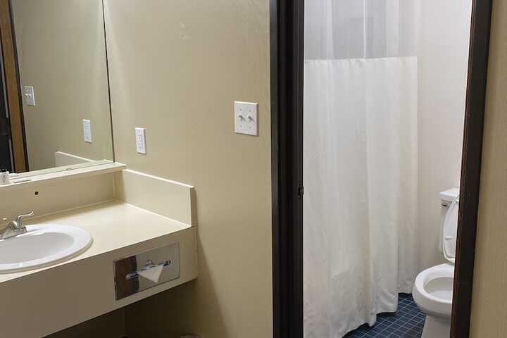 Room 14 of 29