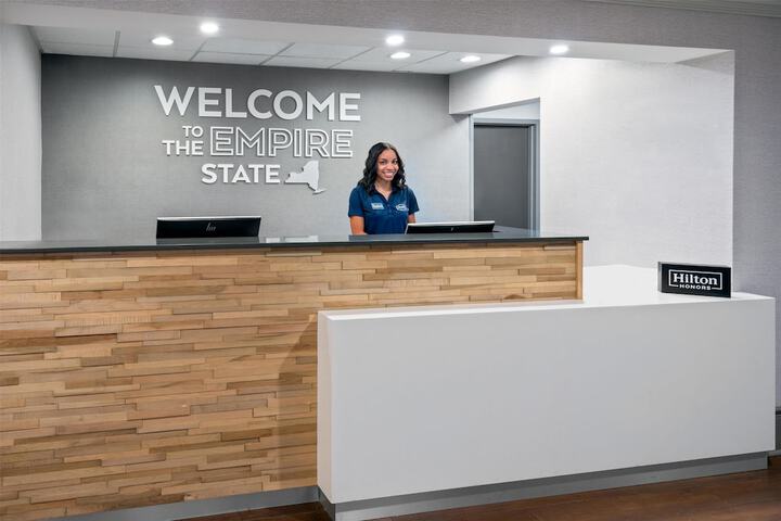 Hampton Inn Buffalo-Airport / Galleria Mall