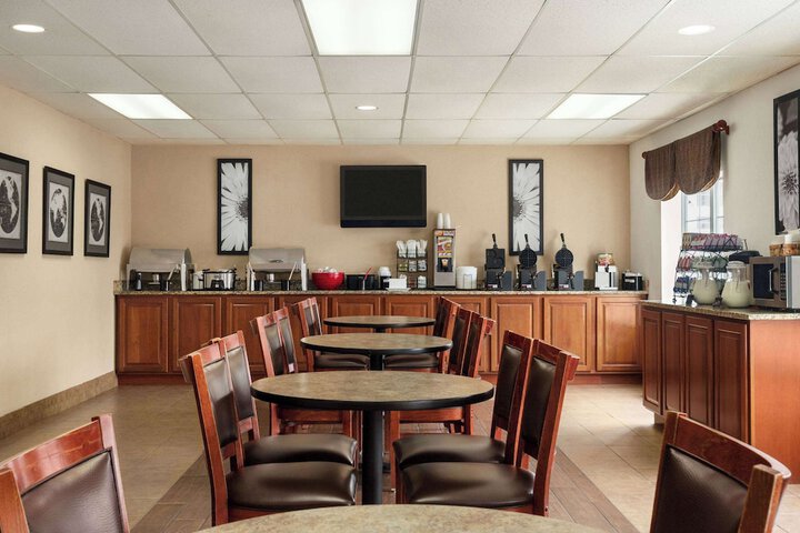 Ramada by Wyndham Pigeon Forge North