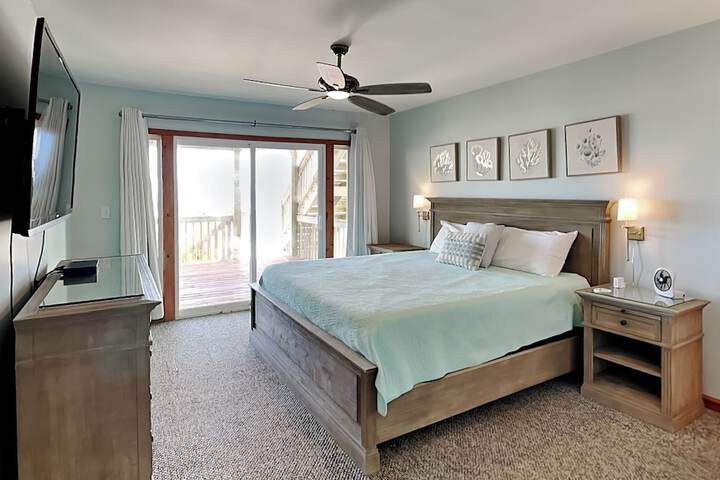 Paradise Palms by Topsail Realty