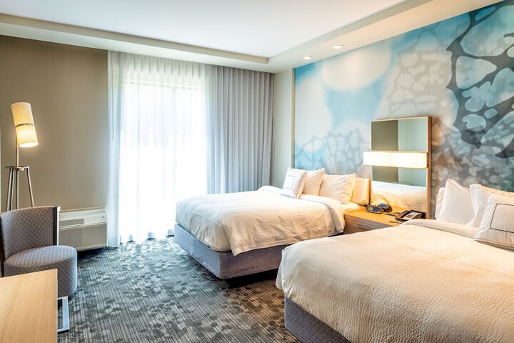 Room 21 of 35