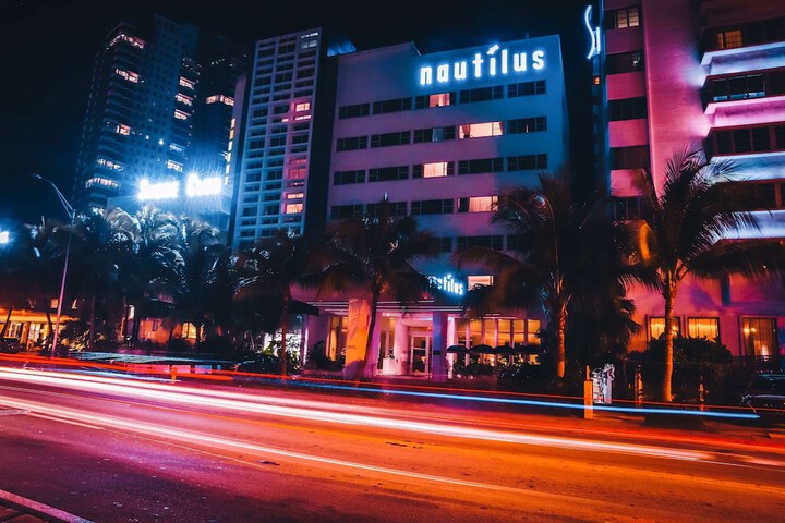 Nautilus Sonesta Miami Beach