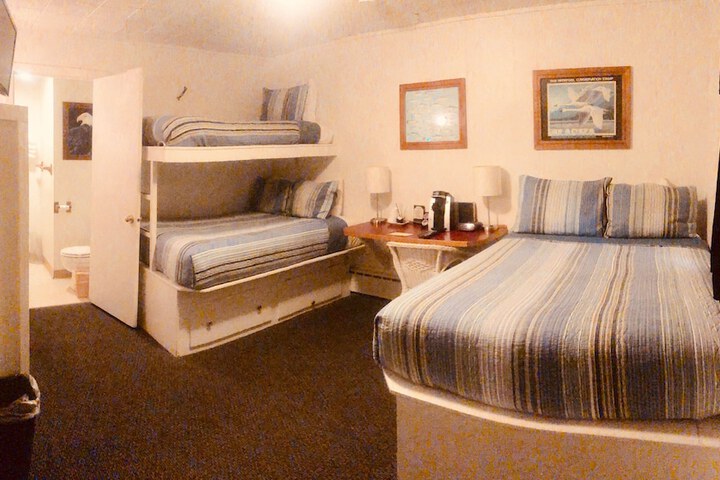 Room 48 of 130