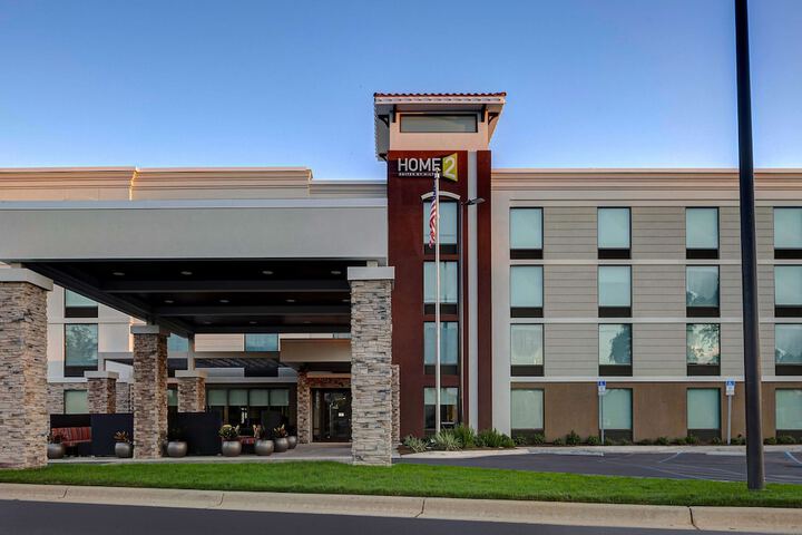 Hotel 3 of 56