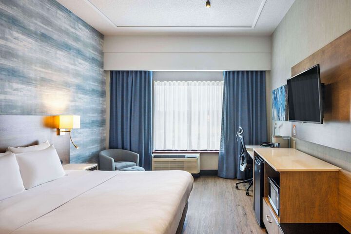 Room 31 of 60