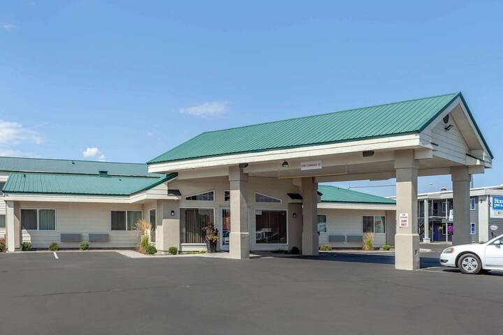 Quality Inn Ontario