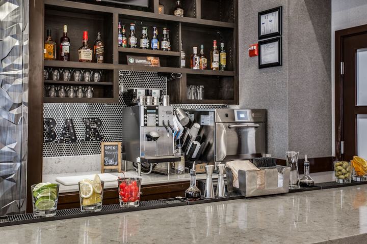 Hyatt Place Fort Worth / Hurst