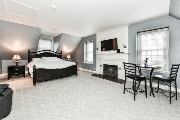 Room 92 of 102