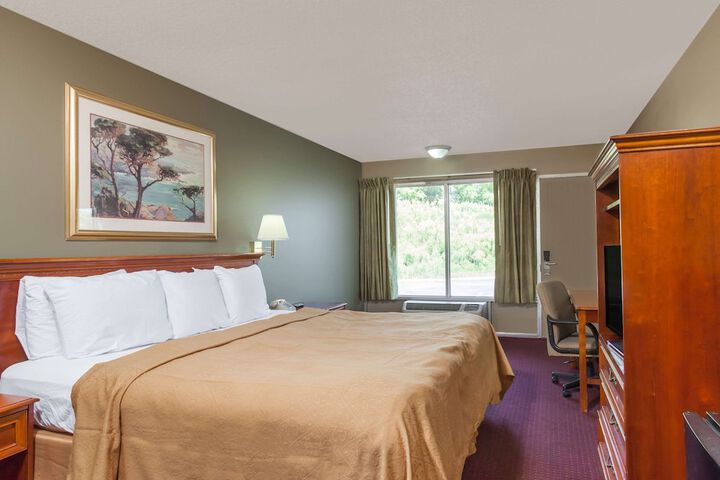 Room 15 of 17