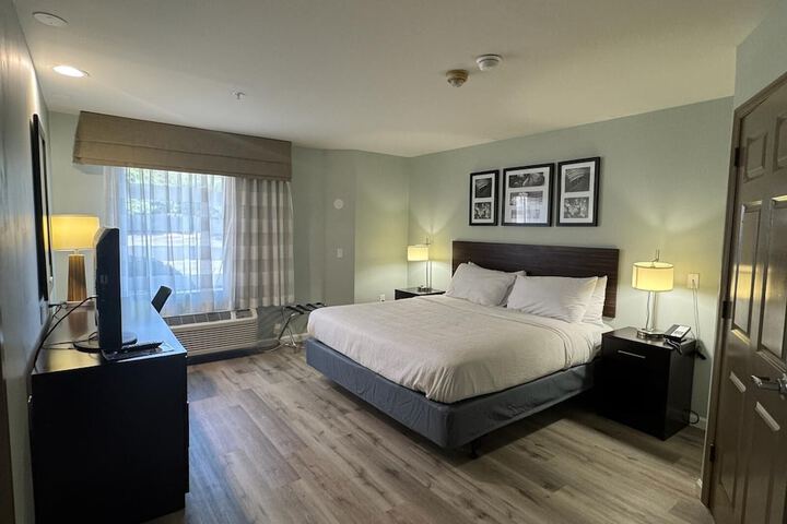 Wingate by Wyndham Bel Air I-95 Exit 77A / APG Area