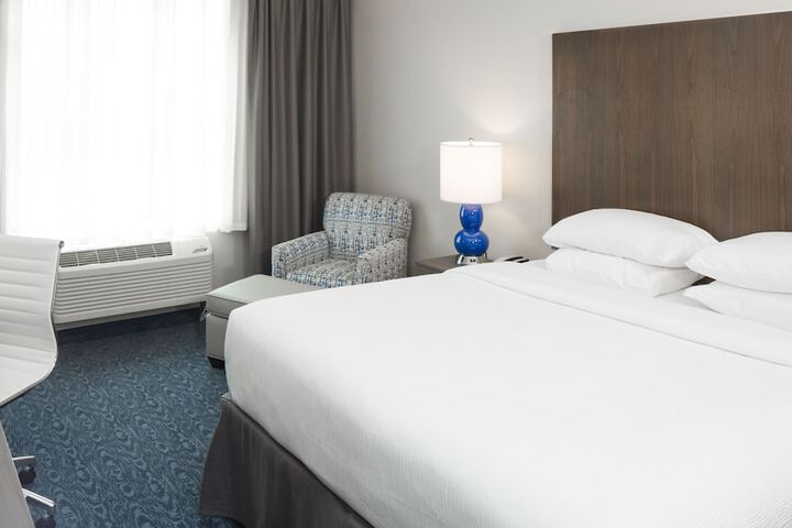 Hotel Renovo Des Moines UrbandaleTapestry Collection Hilton
