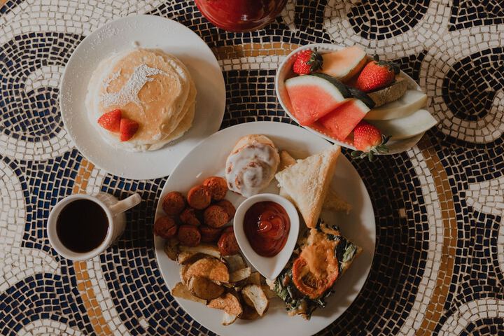 Breakfast/Coffee Service 178 of 218