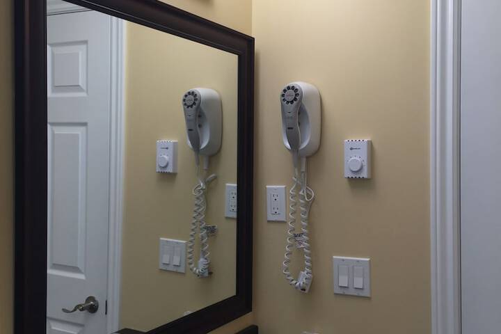 Room 50 of 62