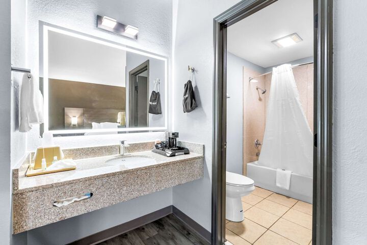 Quality Inn Lawrenceburg