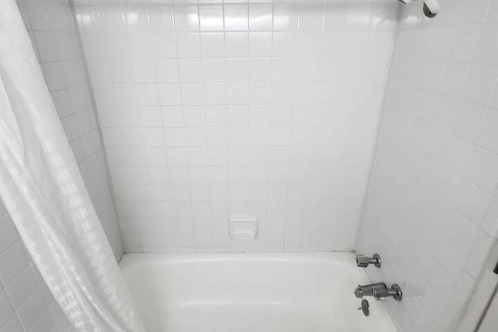 Room 37 of 44