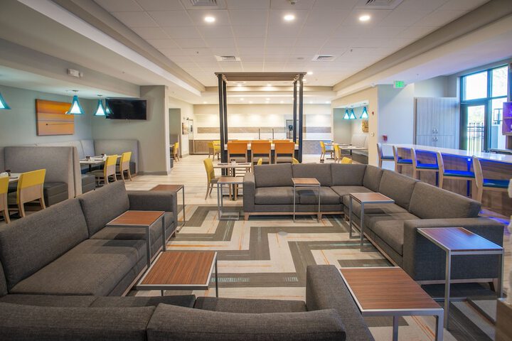 Holiday Inn Pensacola - University Area by IHG