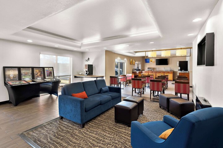 Hotel Interior 19 of 84