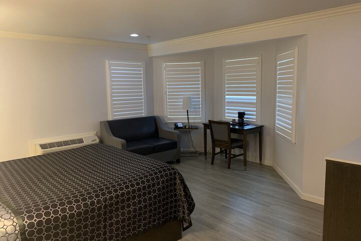 Room 22 of 31