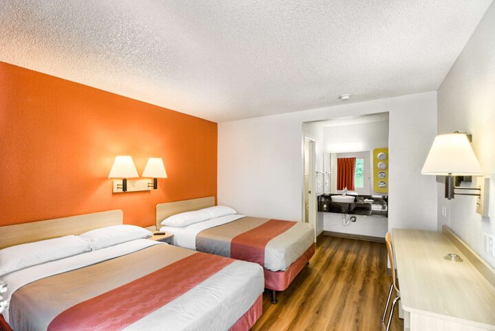 Room 26 of 26