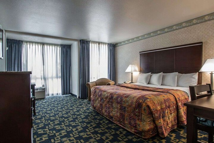 Room 19 of 26