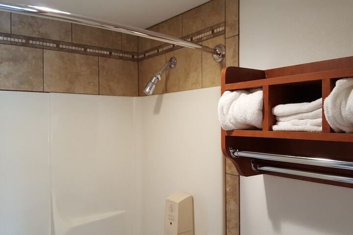 Room 47 of 120