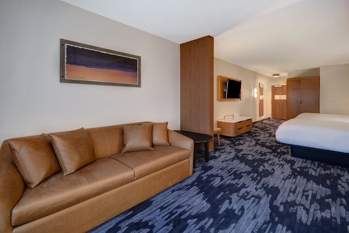 Room 22 of 36