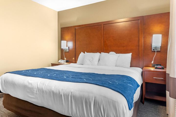 Comfort Suites Findlay I-75 near Sports Complex