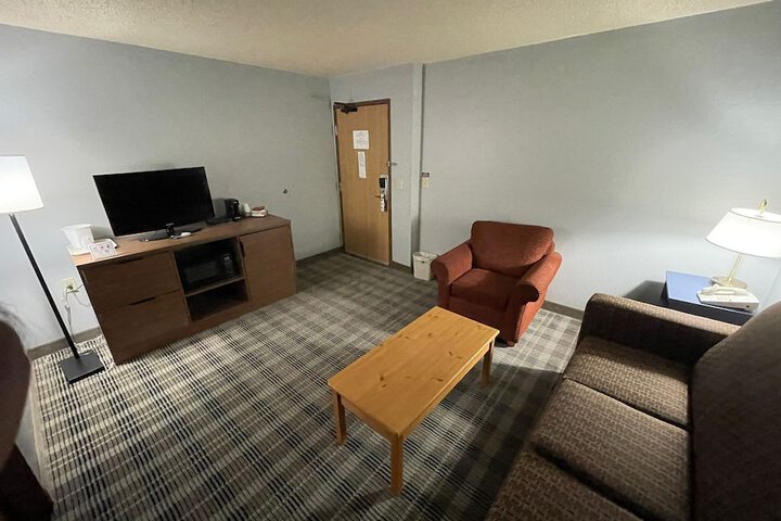 Room 66 of 111