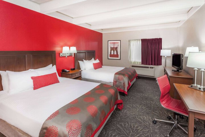 Room 18 of 29