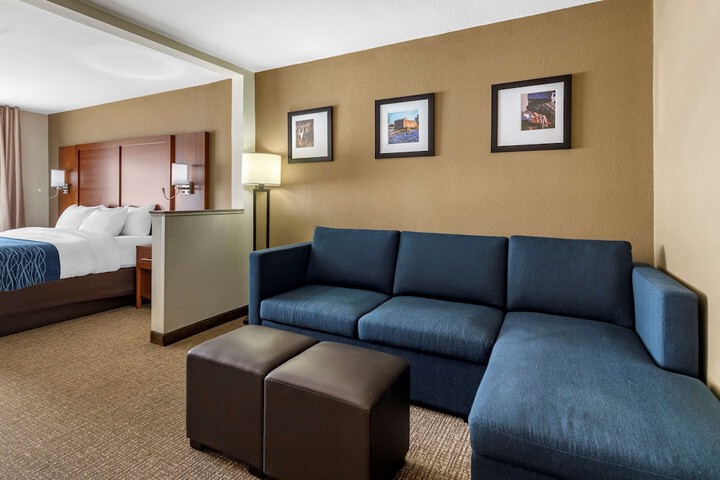 Room 21 of 37