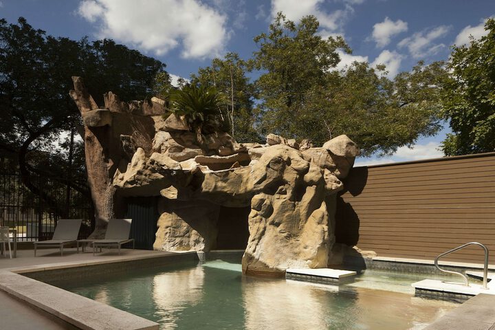 Pool 5 of 43